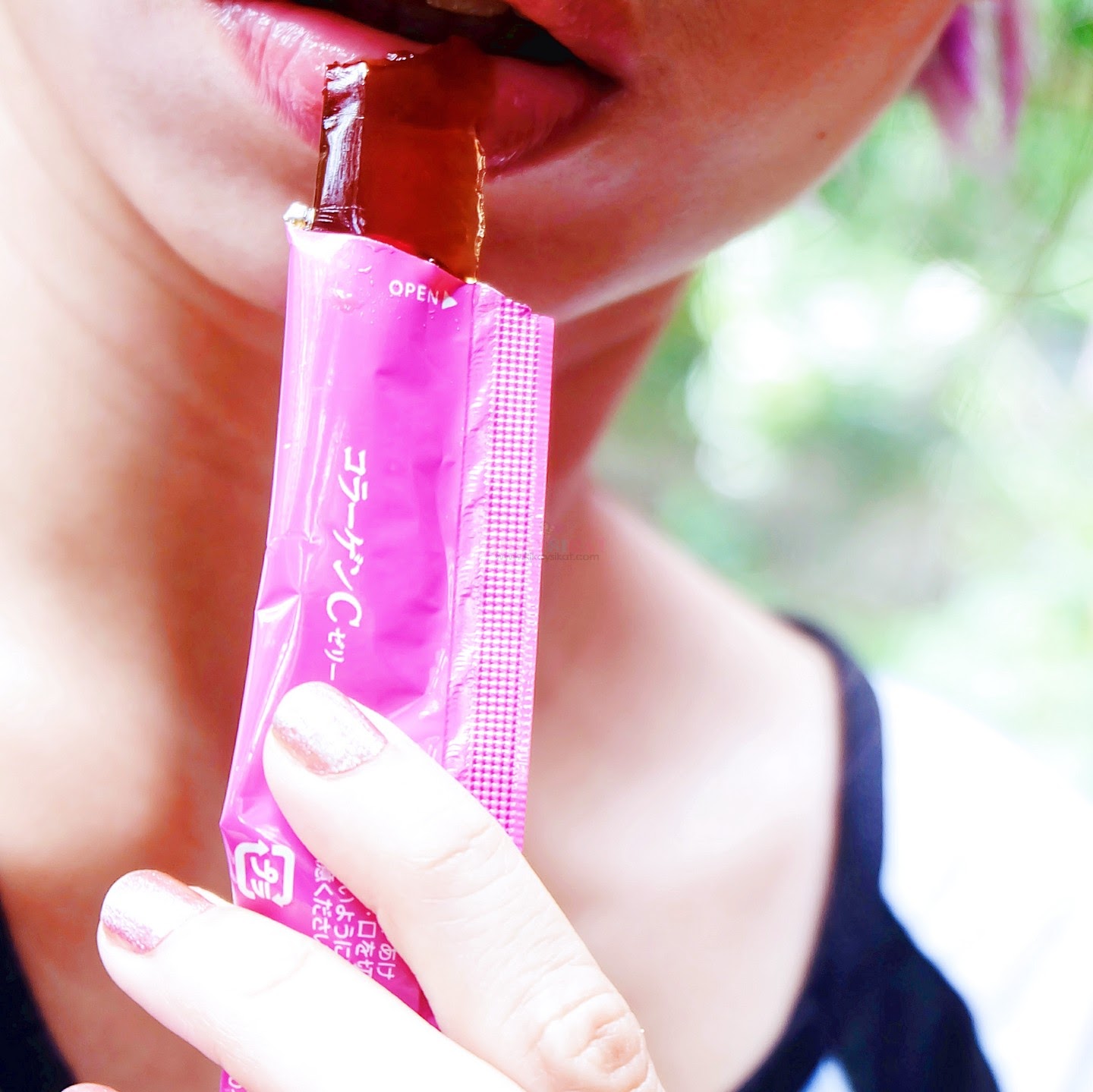 orihiro-collagen-jelly-stick-5-min