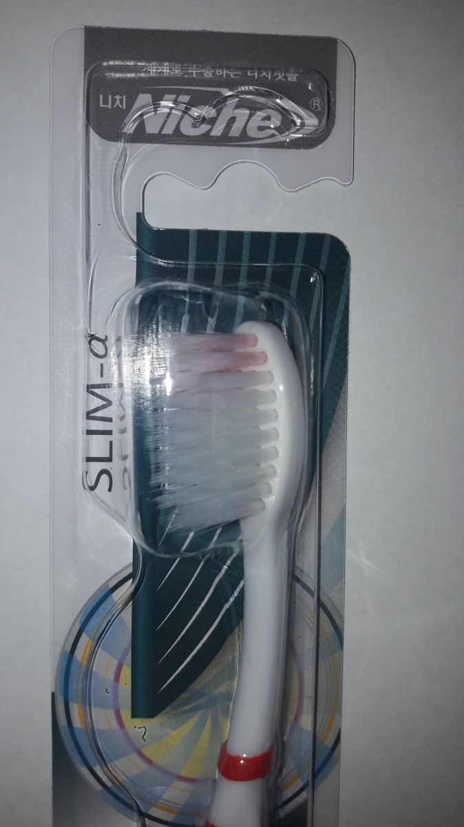 Niche Slim-α Oral Care Toothbrush
