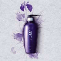 Daeng Gi Meo Ri Vitalizing Shampoo 300ml [Doori Cosmetics]